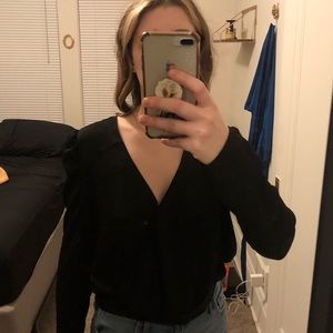 Puff Shoulder Silky Express Top